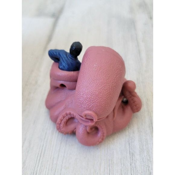 McDonald's 2009 octopus man villain Fox A24 toy figure - Picture 4 of 5